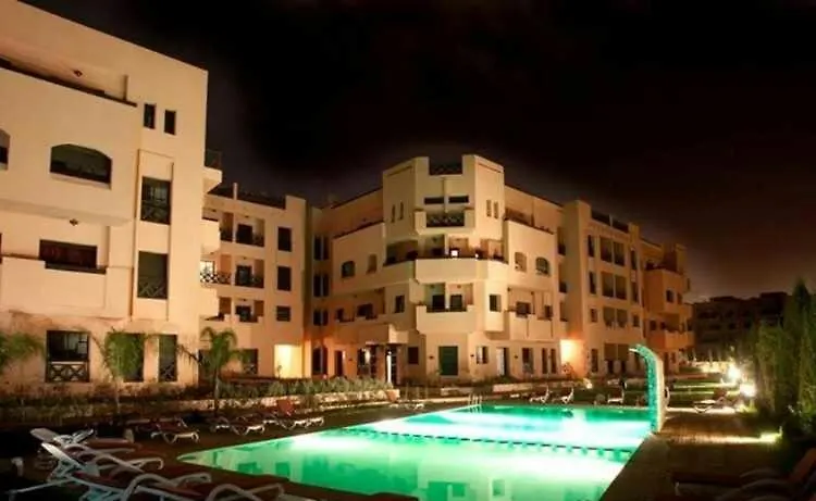 Appartement De Luxe 2 Chambres Centre Ville Village Privee Avec 5 Piscines Marrakesh Lägenhet