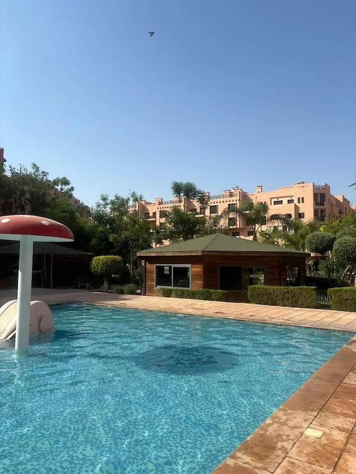 Appartement De Luxe 2 Chambres Centre Ville Village Privee Avec 5 Piscines Marrakesh Lägenhet