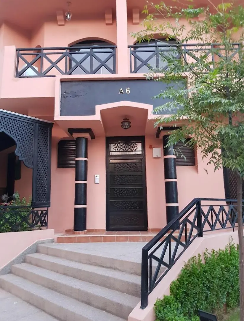 Appartement De Luxe 2 Chambres Centre Ville Village Privee Avec 5 Piscines Marrakesh Lägenhet