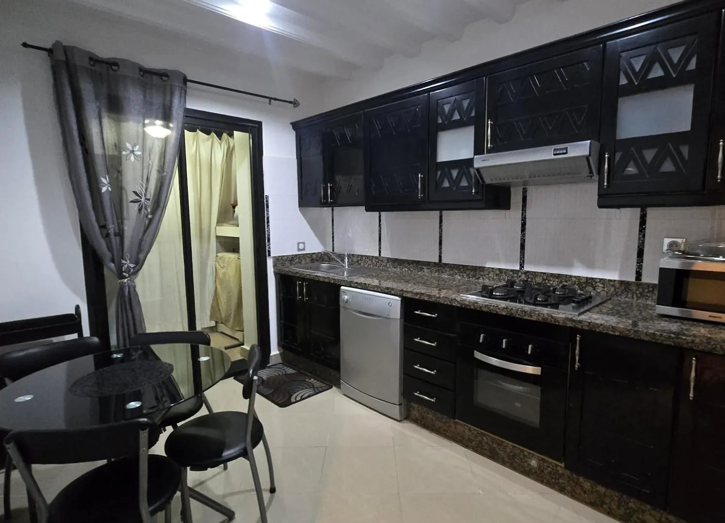 Appartement De Luxe 2 Chambres Centre Ville Village Privee Avec 5 Piscines Marrakesh 0*,  Morocco